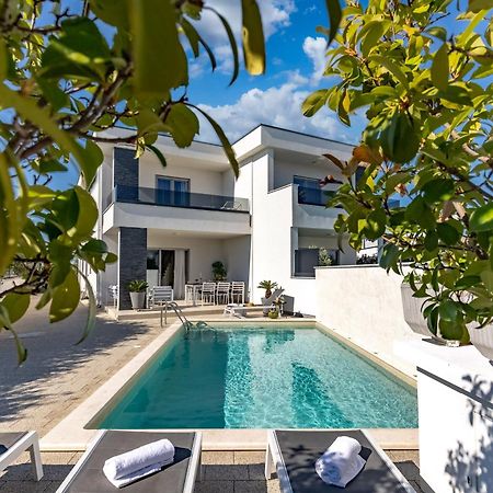 Holiday Home Ventum Šibenik Exteriör bild